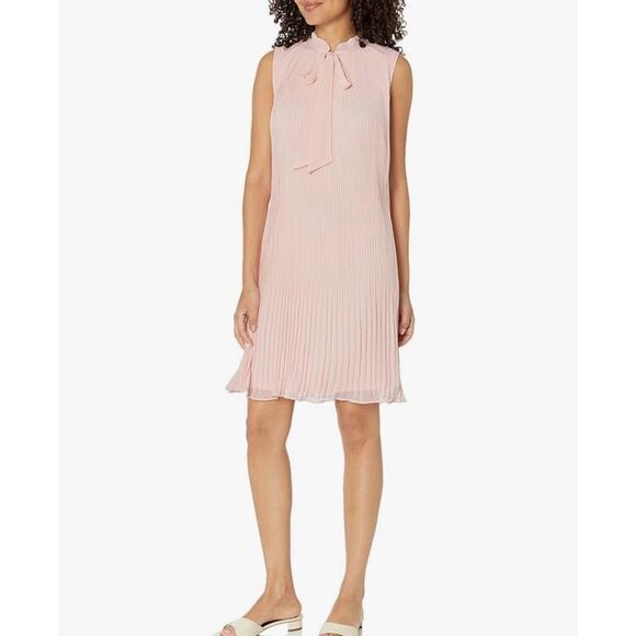 Dkny Dresses & Skirts - DKNY Blush Pink Sleeveless Tie Neck Pleated Dress Women's 6